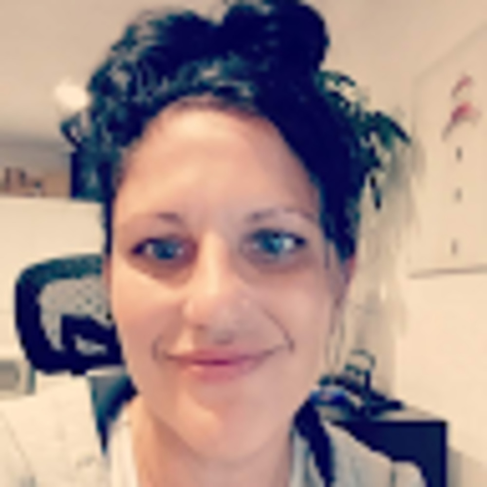 Meet your Posher, Jenn